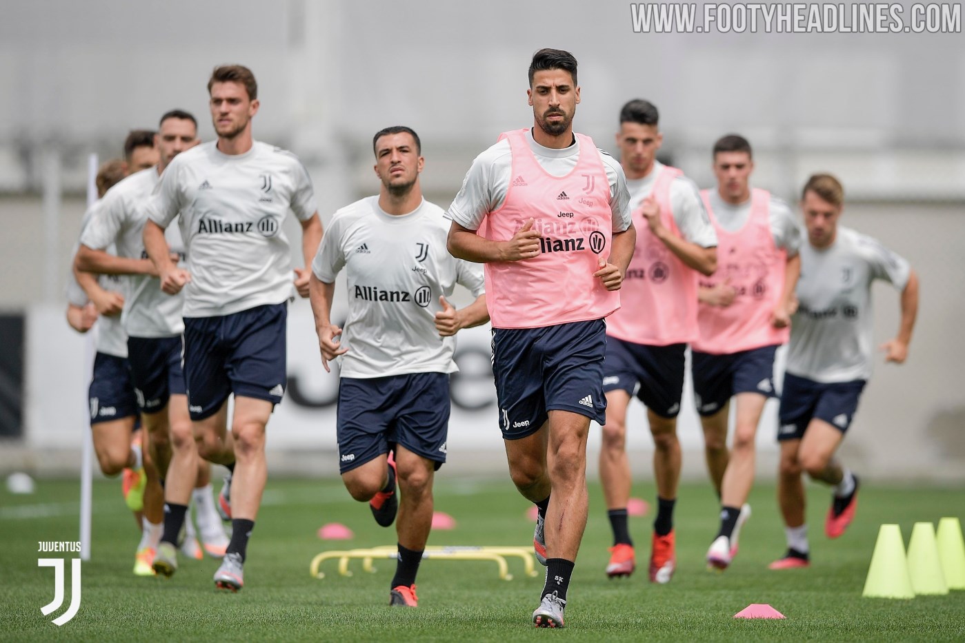 Juventus training online kit allianz